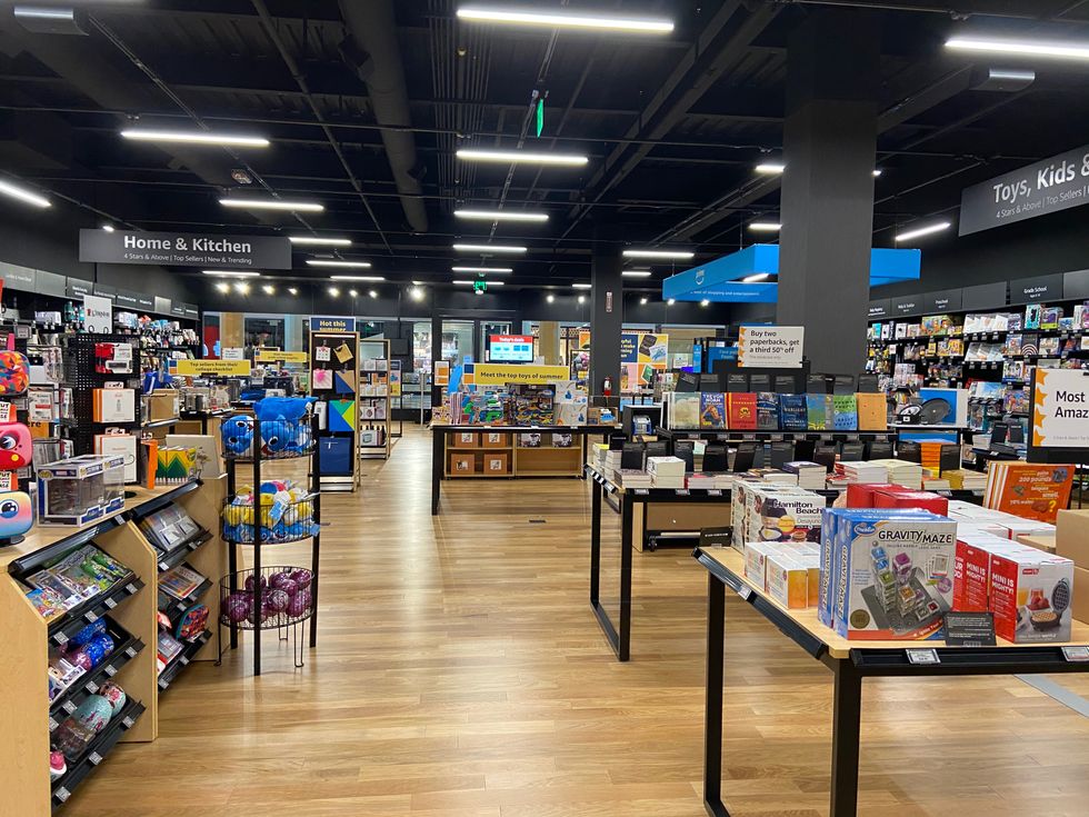 Amazon Opens Two Physical Stores in Houston Houston CityBook