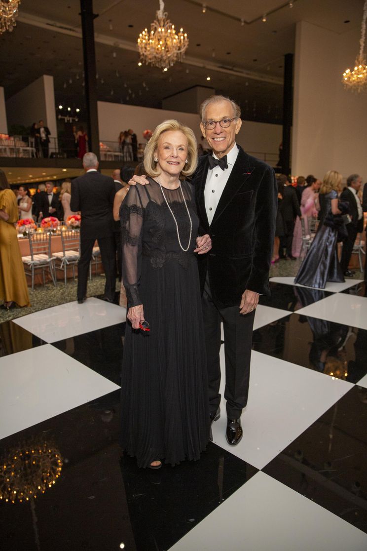 Legacy of Late Houston Billionaire Spotlighted in Record $2.37 Million MFAH  Grand Gala — Fayez Sarofim's Impact Continues