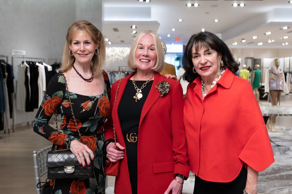 ‘Houston Sweethearts’ Gather at Saks, Raise a Glass to Serving to ...